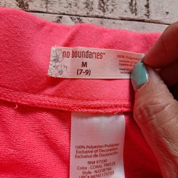 No Boundries Short Shorts Coral Medium NWOT - Picture 3 of 4